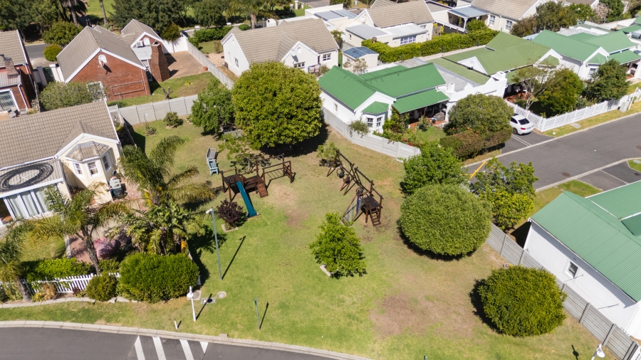 To Let 3 Bedroom Property for Rent in Goedemoed Western Cape